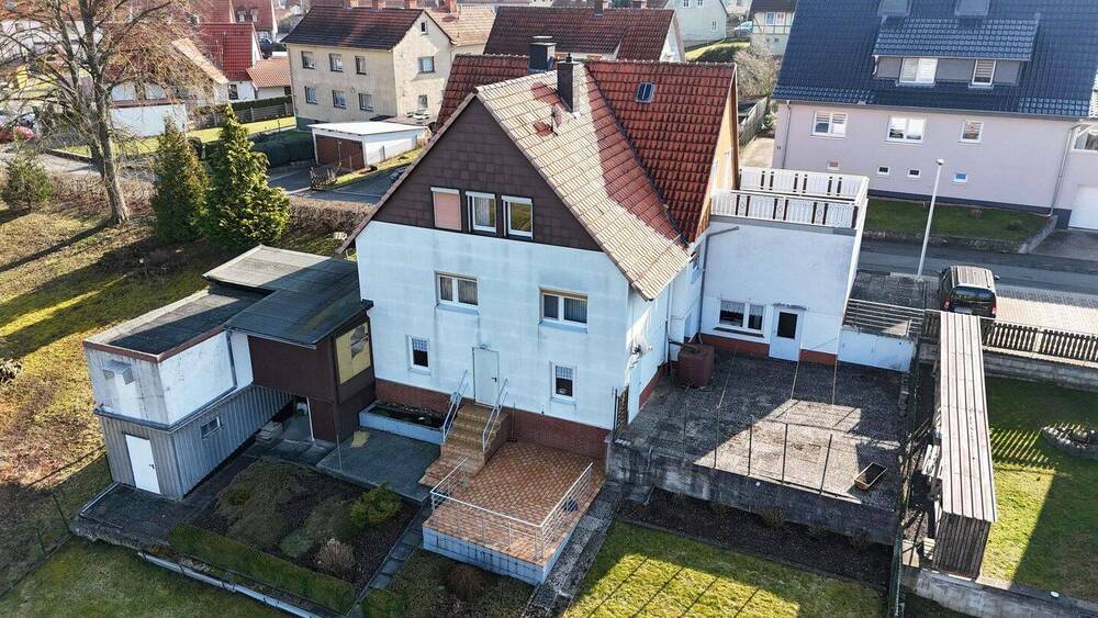 Einfamilienhaus Sontra - 7 Zimmer, 147 m&sup2;, 110.000&euro; | Angebot:26257461