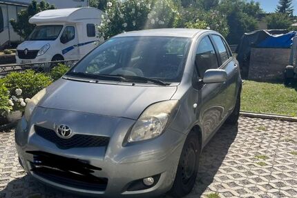 Toyota Yaris 115.000 km 4.299 &euro; Bad Mergentheim 97980