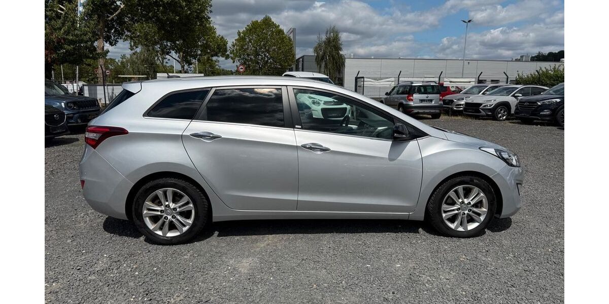 Hyundai i30 107.820 km 9.800 &euro; Lollar 35457