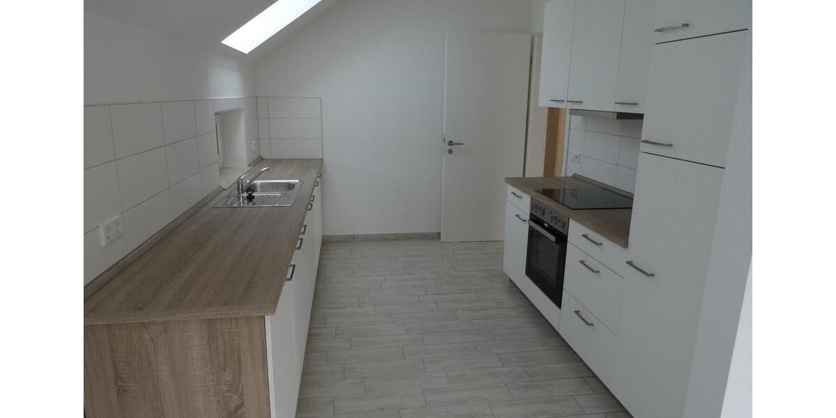Dachgeschoßwohnung Bestensee - 3 Zimmer, 93 m&sup2;, 1.400&euro; | Angebot:26423302