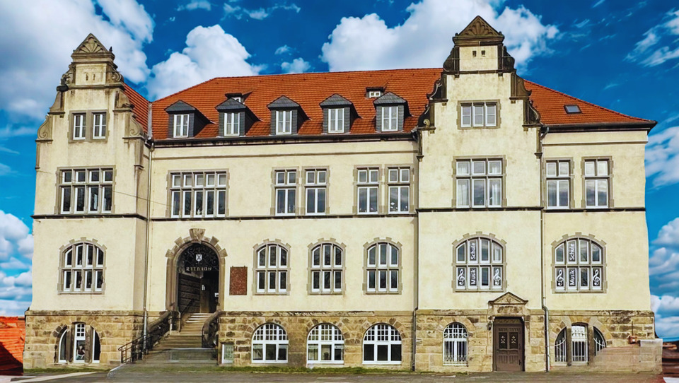 Repräsentatives 3 Raumbüro in historischem Rathaus zimmer