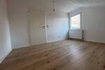 Sanierte 2-Zimmer-Dachgeschosswohnung mit neuem Bad in Ensheim - Etagenwohnung Saarbrücken-Halberg Ensheim | Angebot:26774939