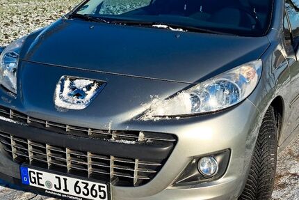 Peugeot 207 73.750 km 4.700 &euro; Gelsenkirchen 45892