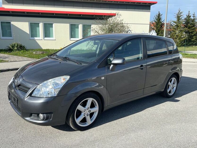 Corolla Verso