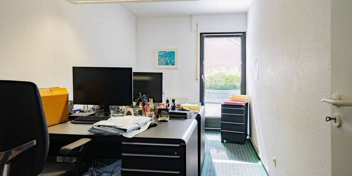 Etagenwohnung Krefeld Cracau - 5 Zimmer, 151 m&sup2;, 429.000&euro; | Angebot:22232359