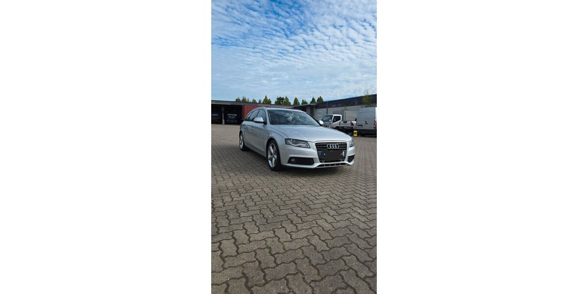 Audi A4 228.000 km 5.300 &euro; Wedel 22880