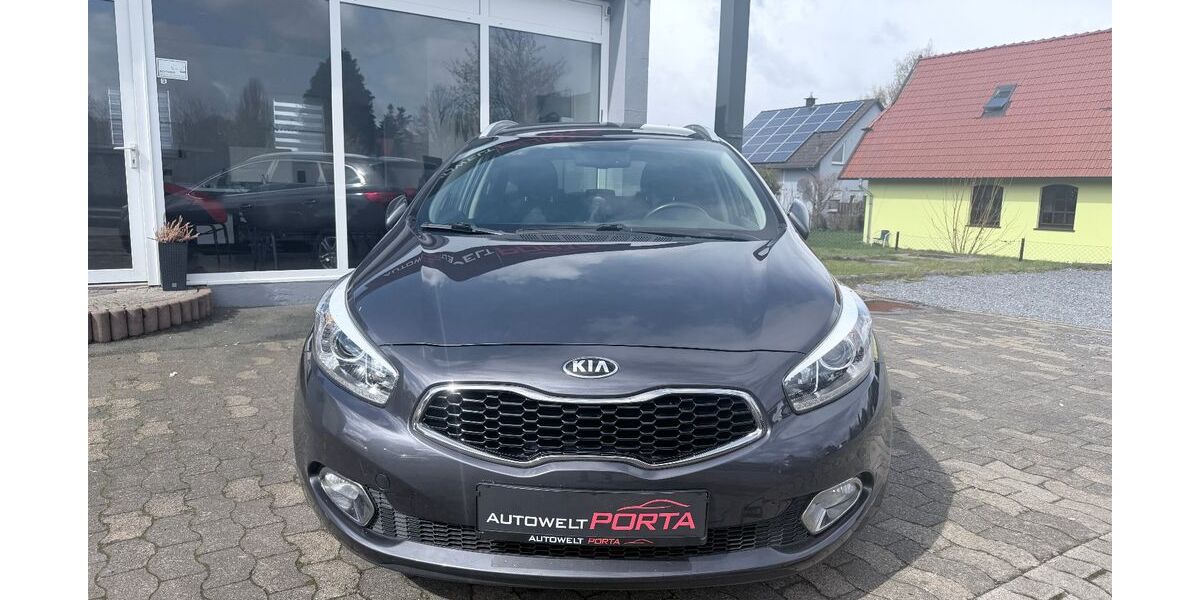 Kia ceed Sportswagon 159.000 km 6.790 &euro; Porta Westfalica 32457