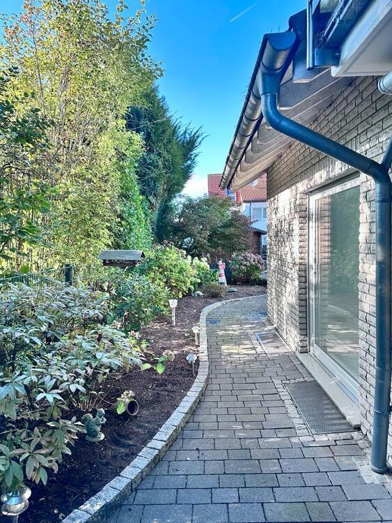 HA - Garenfeld - tolle Erdgeschoss Whg. Im 2-Fam.Haus - einzugsbe zimmer