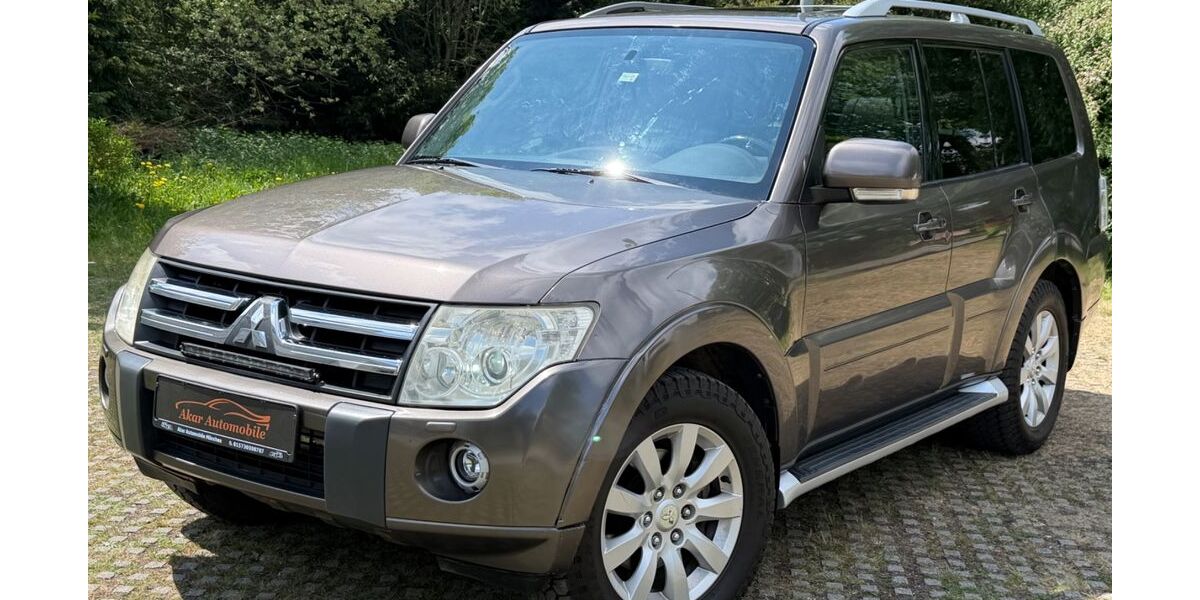 Mitsubishi Pajero 330.000 km 9.990 &euro; München 81243