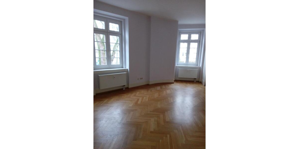 Hochparterre Wiesbaden Biebrich - 5 Zimmer, 140 m&sup2;, 595.000&euro; | Angebot:25057973
