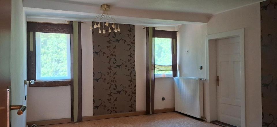 Einfamilienhaus Zella-Mehlis Mehlis - 8 Zimmer, 175 m&sup2;, 99.000&euro; | Angebot:26794751