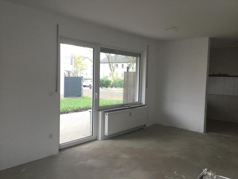 3-Raum Erdgeschoßwohnung mit Terrasse + Stellplatz