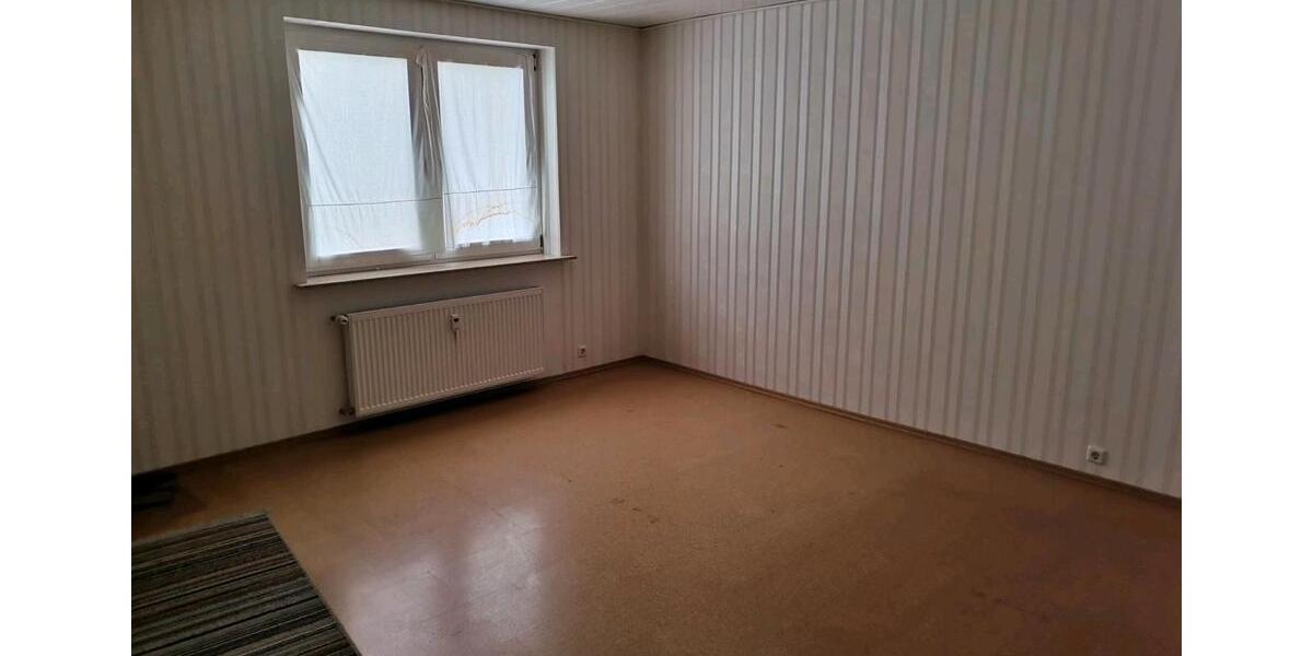 Etagenwohnung Marsberg - 1 Zimmer, 94 m&sup2;, 85.000&euro; | Angebot:26815408