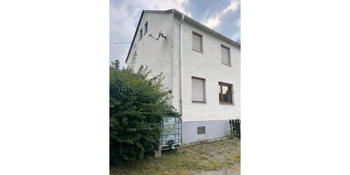 Reihenhaus Weischlitz - 7 Zimmer, 80 m&sup2;, 69.500&euro; | Angebot:26600960