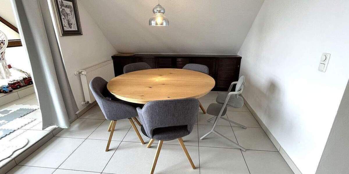 Etagenwohnung Eckental Forth - 3 Zimmer, 120 m&sup2;, 395.000&euro; | Angebot:25815145