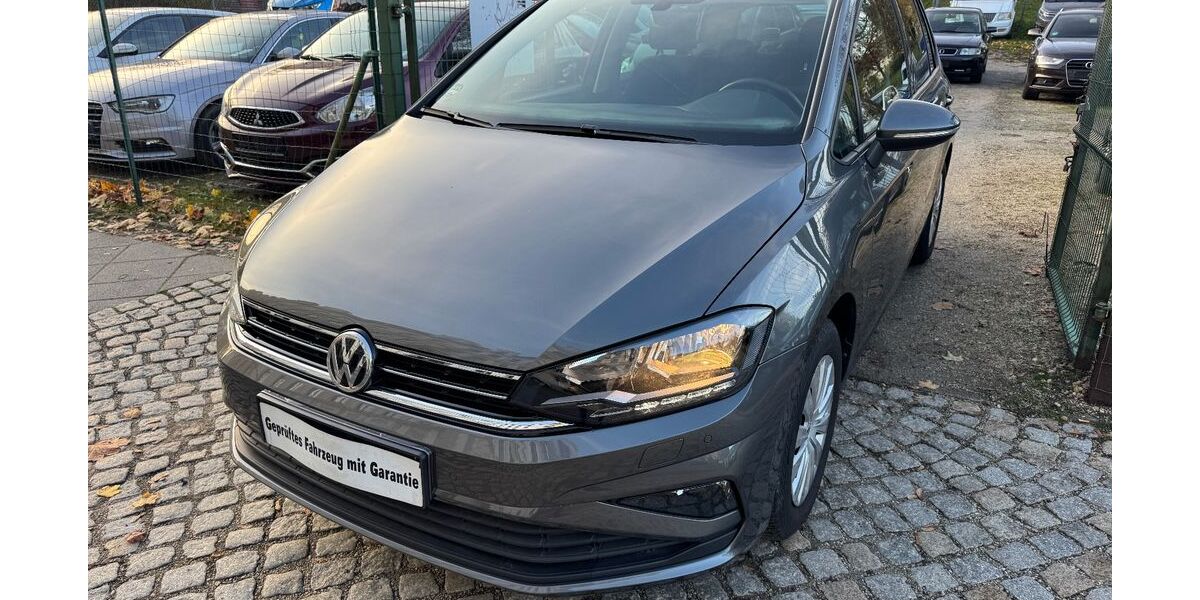 VW Golf 54.000 km 15.999 &euro; Görlitz 02826