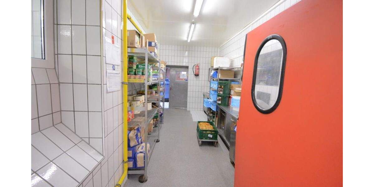 Mehrfamilienhaus, Wohnhaus Wesselburen - 3 Zimmer, 98 m&sup2;, 298.000&euro; | Angebot:25687140