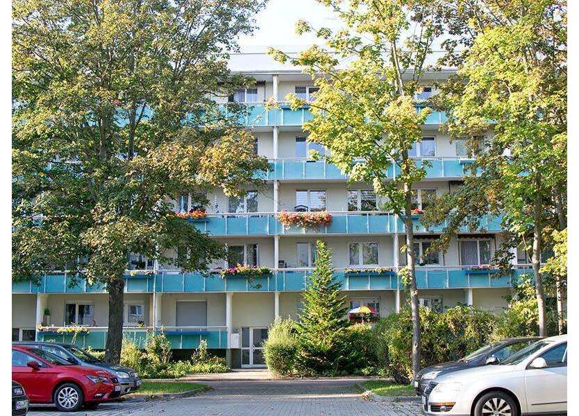 Wohnung zum Mieten in Halle (Saale) 388 € 59.09 m²