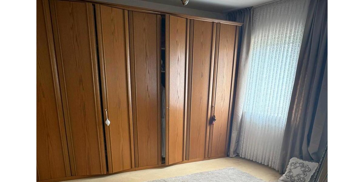 Reihenhaus Bornheim - 8 Zimmer, 137 m&sup2;, 440.000&euro; | Angebot:25422676