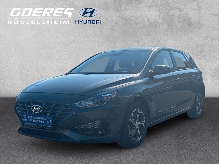i30