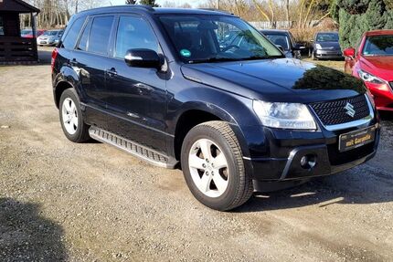 Suzuki Grand Vitara 142.000 km 8.490 € Berlin 13127