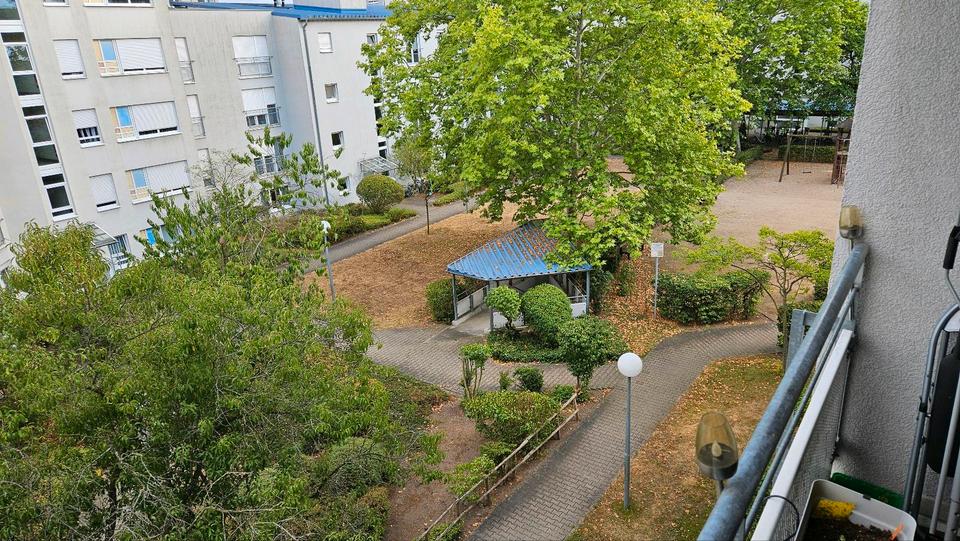 Etagenwohnung Mannheim Käfertal - 4 Zimmer, 96 m&sup2;, 350.000&euro; | Angebot:24892421