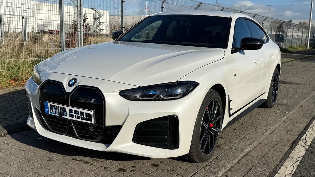 BMW i4 25.500 km 43.600 &euro; Alsdorf 52477