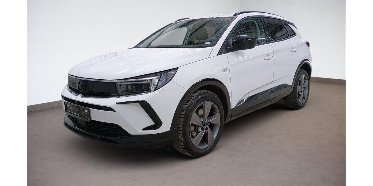 Opel Grandland (X) 39.650 km 24.900 &euro; Rüsselsheim 65428