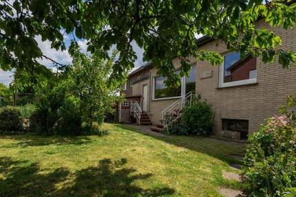 Viel Platz für die große Familie! Einfamilienhaus mit Garage & Garten in ruhiger Wohnlage 4 zimmer