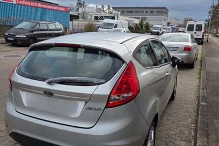 Ford Fiesta 176.000 km 2.300 &euro; Freiburg 79111