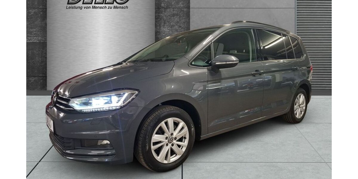 VW Touran 57.188 km 24.940 &euro; Hamburg 22047