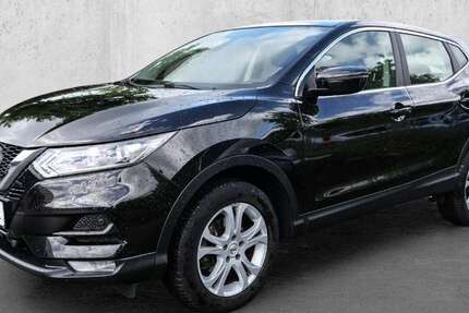 Nissan Qashqai 32.999 km 18.890 &euro; Aachen 52078