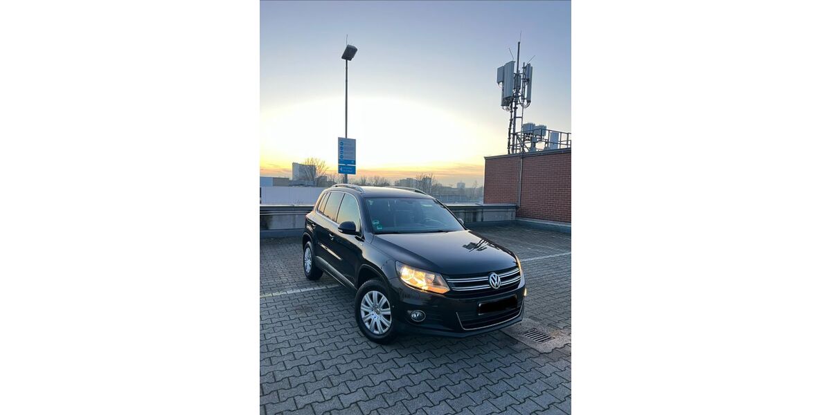 VW Tiguan 157.000 km 8.800 &euro; Berlin 13627