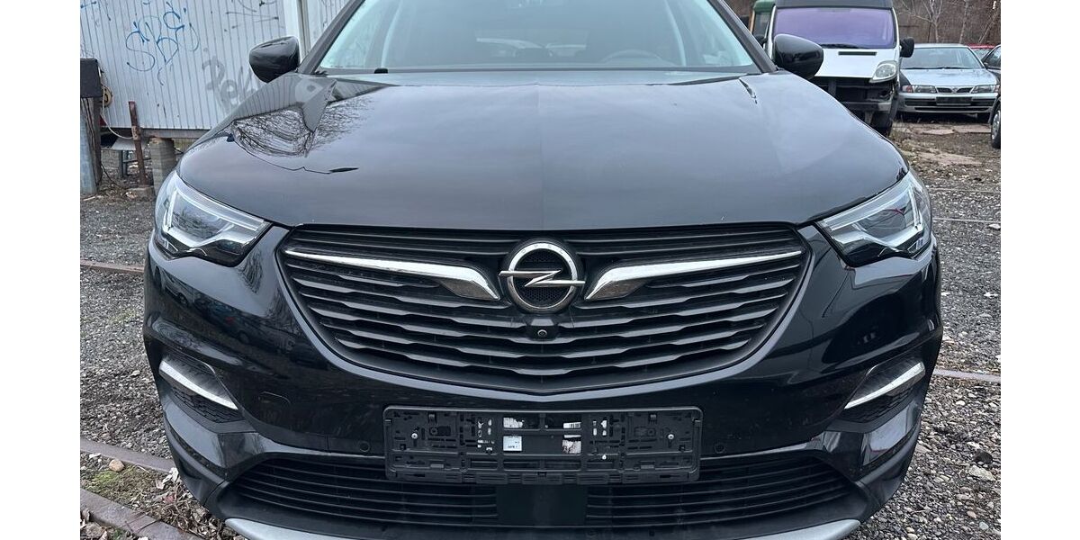 Opel Grandland (X) 190.000 km 10.900 &euro; Berlin 13053
