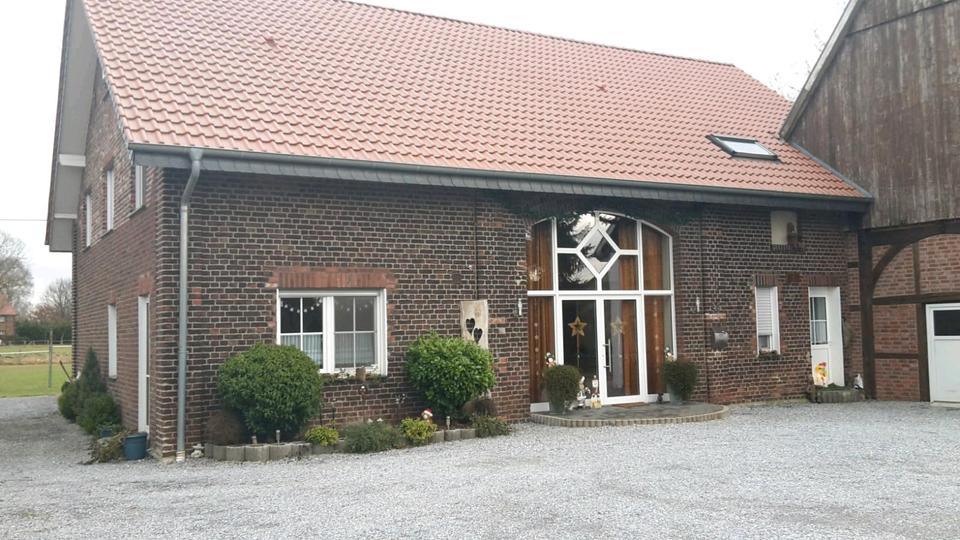 Einfamilienhaus Wadersloh - 7 Zimmer, 250 m&sup2;, 1.350&euro; | Angebot:25571291