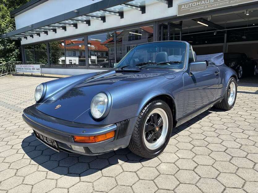 911
