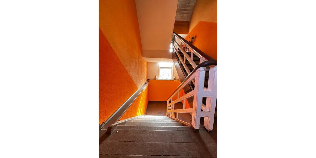 Doppelhaushälfte Klötze - 8 Zimmer, 245 m&sup2;, 87.000&euro; | Angebot:26135271