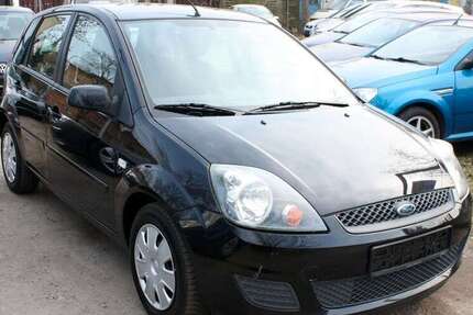 Ford Fiesta 100.222 km 2.799 &euro; Berlin 13057