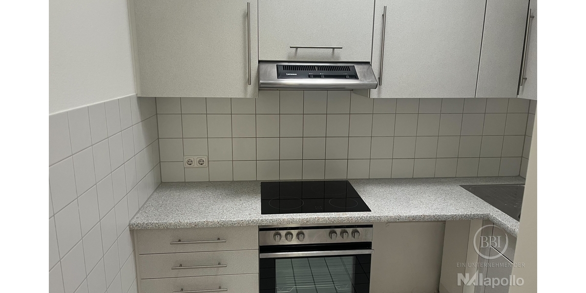 DIREKT AM WALDRAND GELEGEN: AUFGETEILTES MEHRFAMILIENHAUS MIT 10 WOHNEINHEITEN UND STELLPLÄTZEN - Mehrfamilienhaus, Wohnhaus Teupitz Teupitz | Angebot:23816641