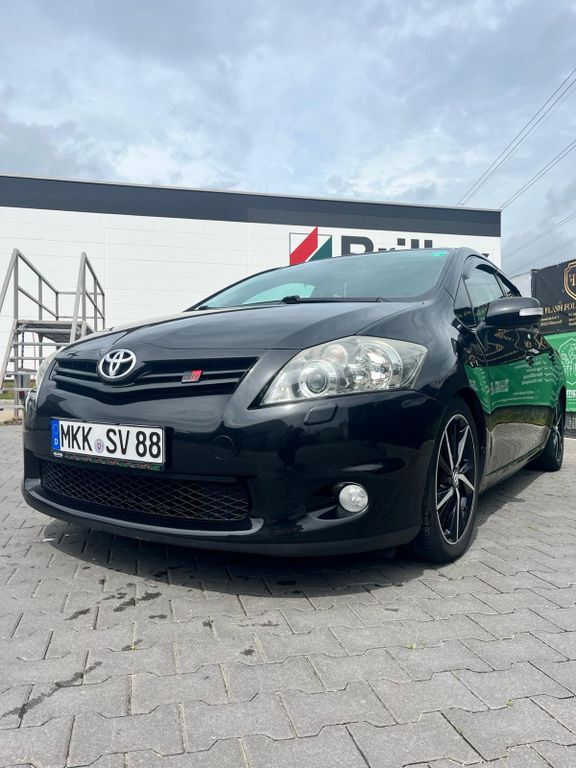 Auris