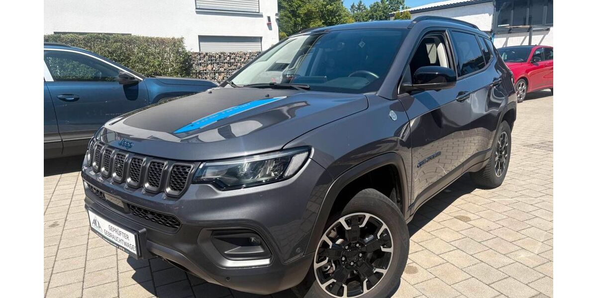 Jeep Compass 37.758 km 25.990 &euro; Ismaning 85737