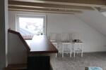 Dachgeschoßwohnung Waldbüttelbrunn - 3 Zimmer, 75 m&sup2;, 950&euro; | Angebot:26598082