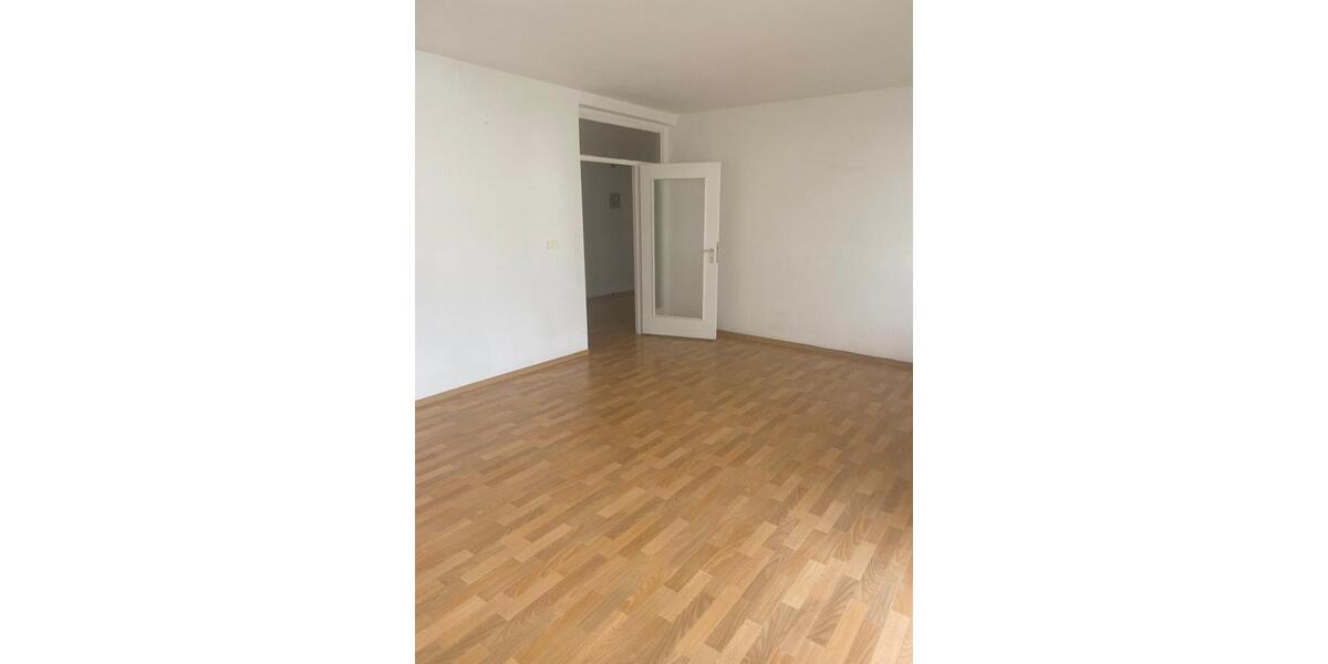 Etagenwohnung Grünstadt - 2 Zimmer, 76 m&sup2;, 199.000&euro; | Angebot:26505809
