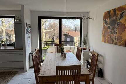 Wohnung Düsseldorf Knittkuhl - 3 Zimmer, 101 m&sup2;, 1.300&euro; | Angebot:25602814