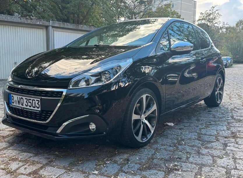 Peugeot 208 57.000 km 10.199 € Schönefeld 12529