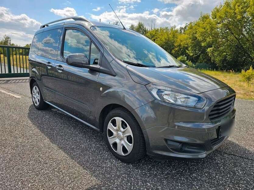 Ford Tourneo Courier 154.900 km 5.650 € Schönwalde-Glien 14621