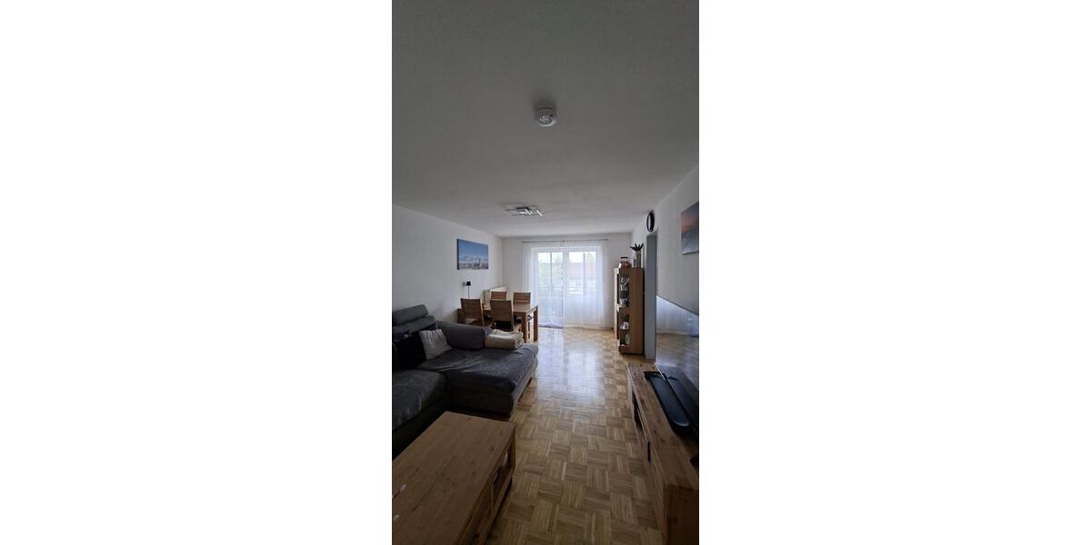 Etagenwohnung Gilching - 3.5 Zimmer, 79 m&sup2;, 1.700&euro; | Angebot:26681357