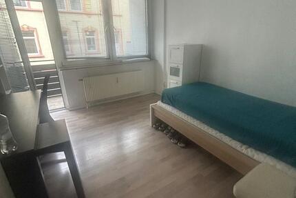 1 Zimmer voll möbliertes Appartement, 19 qm im EG mit Balkon, in Toplage in Kaiserslautern zu vermieten. 1 zimmer