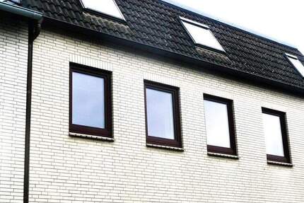 Haus Barmstedt - 5 Zimmer, 162 m&sup2;, 325.000&euro; | Angebot:24656476