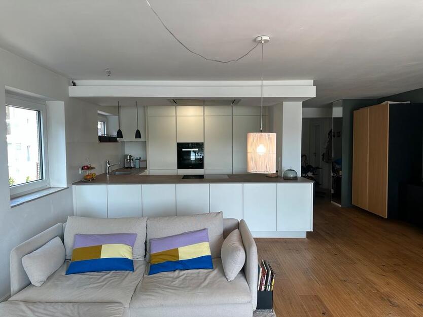 Exklusive Rarität direkt am Rhein -Wohnen mit unverbaubarem Blick